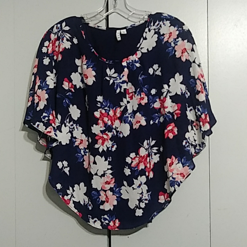 Floral top